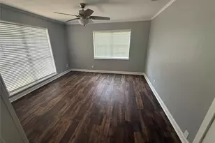 300 S Joyce St, Lacy Lakeview, TX 76705 - Photo 11