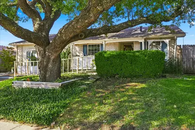 6305 Magnolia Lane, Rowlett, TX 75089 - Photo 3