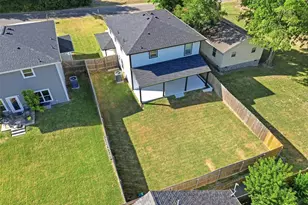 776 E Fulton St, Van Alstyne, TX 75495 - Photo 19