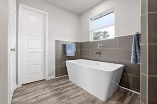 776 E Fulton St, Van Alstyne, TX 75495 - Photo 5