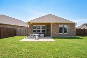 2105 Ella Ln, Carrollton, TX 75010 - Photo 27
