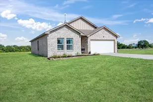 314 Delatorre St, Trenton, TX 75490 - Photo 3