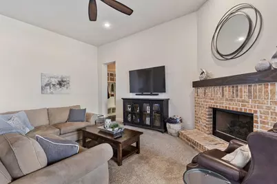 809 Dusty Trail, Little Elm, TX 76227 - Photo 5