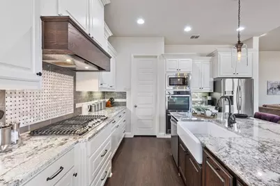 809 Dusty Trail, Little Elm, TX 76227 - Photo 9