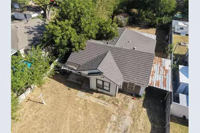 8222 Wes Hodges Road, Dallas, TX 75217 - Photo 3