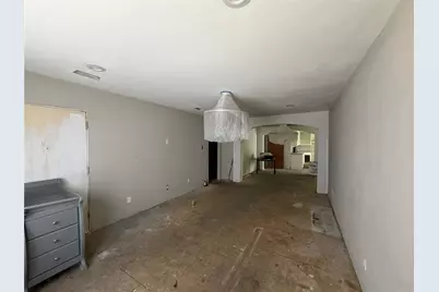 8222 Wes Hodges Road, Dallas, TX 75217 - Photo 13