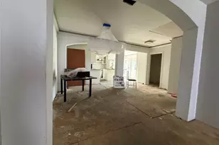 8222 Wes Hodges Rd, Dallas, TX 75217 - Photo 9