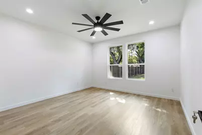 2734 Marburg Street, Dallas, TX 75215 - Photo 13
