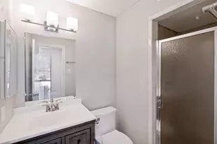 5840 Spring Valley Rd, Dallas, TX 75254 - Photo 11