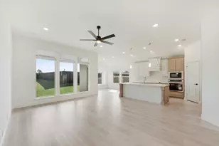 268 Coronado Ct, Granbury, TX 76048 - Photo 13