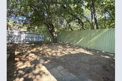 505 Valley Spring Drive, Arlington, TX 76018 - Photo 15