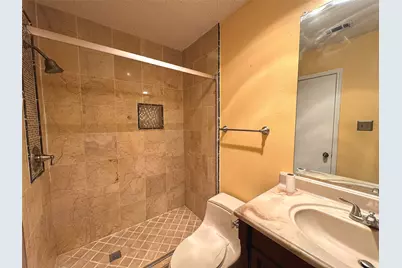 505 Valley Spring Drive, Arlington, TX 76018 - Photo 11