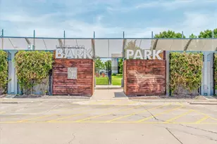 2707 Farmers Branch Ln, Farmers Branch, TX 75234 - Photo 23