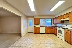 3005 Ravine Trail, Carrollton, TX 75007 - Photo 3