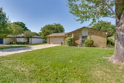 741 NW James Circle, Burleson, TX 76028 - Photo 3