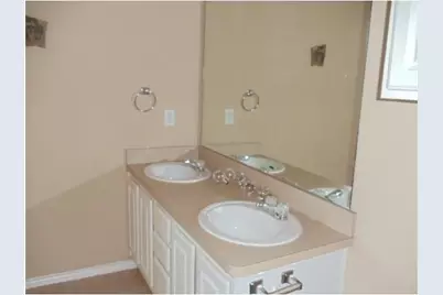 8528 Holly Street, Frisco, TX 75034 - Photo 5