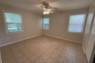 1915 Fairfax Dr, Corsicana, TX 75110 - Photo 13