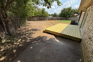 4002 Fairbanks Ct, Irving, TX 75062 - Photo 15
