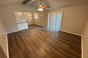 4002 Fairbanks Ct, Irving, TX 75062 - Photo 3