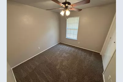 4002 Fairbanks Court, Irving, TX 75062 - Photo 7