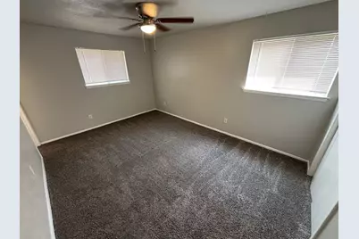 4002 Fairbanks Court, Irving, TX 75062 - Photo 11