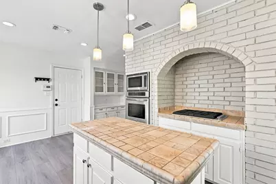 3802 Cromwell Drive, Carrollton, TX 75007 - Photo 7