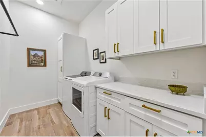 4211 County Road 103, Lampasas, TX 76550 - Photo 15