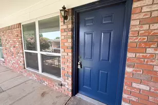 518 N Rogers St, Waxahachie, TX 75165 - Photo 1