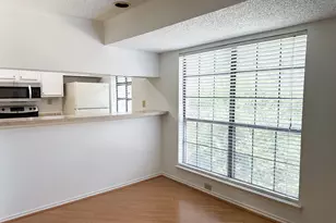 16301 Ledgemont Ln, Addison, TX 75001 - Photo 1