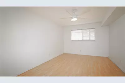 4211 Newton Avenue #209, Dallas, TX 75219 - Photo 19