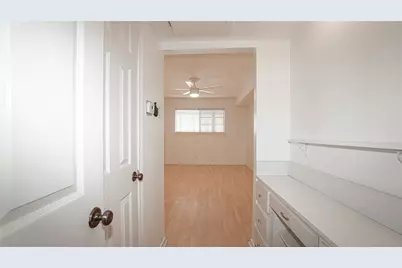 4211 Newton Avenue #209, Dallas, TX 75219 - Photo 17