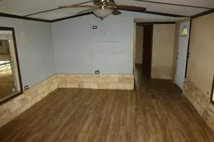 119 Hayes Ct, Springtown, TX 76082 - Photo 5