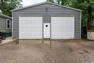 200 Pecos Drive, Mabank, TX 75156 - Photo 9