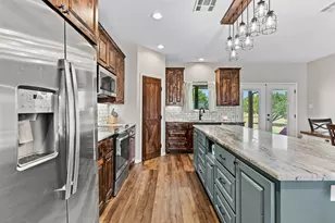 717 Dove Hill Ln, China Spring, TX 76633 - Photo 11