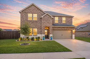 9828 Quail Pointe Rd, Aubrey, TX 76227 - Photo 5