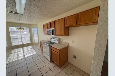8045 Cannonwood Drive, Fort Worth, TX 76137 - Photo 9