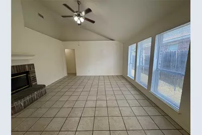 8045 Cannonwood Drive, Fort Worth, TX 76137 - Photo 5