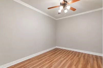 600 N Avalon Court, Granbury, TX 76048 - Photo 21