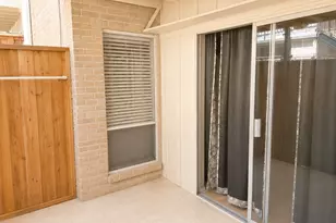 15931 Stillwood St, Dallas, TX 75248 - Photo 13
