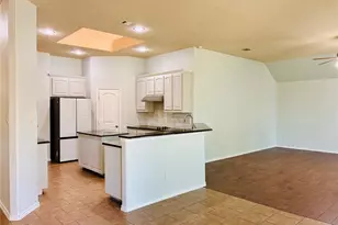 2229 Caroline Dr, Weatherford, TX 76087 - Photo 7