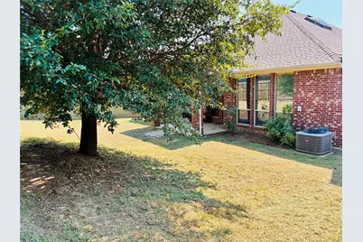 2229 Caroline Drive, Weatherford, TX 76087 - Photo 27