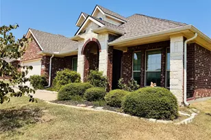 2229 Caroline Dr, Weatherford, TX 76087 - Photo 3