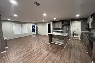 197 E Sweden St, Walnut Springs, TX 76690 - Photo 29