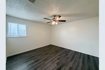 604 Walter Stephenson Road #B, Midlothian, TX 76065 - Photo 11