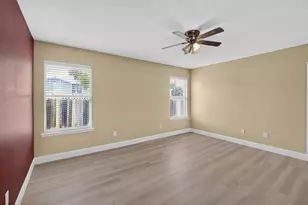 2215 Splendor Ct, Arlington, TX 76010 - Photo 19