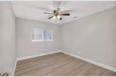 2215 Splendor Court, Arlington, TX 76010 - Photo 15