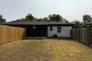 2502 Normont Cir, Fort Worth, TX 76103 - Photo 19