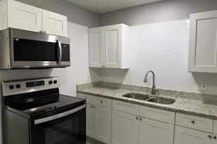 2502 Normont Cir, Fort Worth, TX 76103 - Photo 7