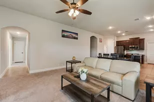 10609 Kettlewood Dr, Fort Worth, TX 76036 - Photo 9