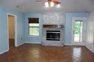 4200 Rye Glen Dr, Arlington, TX 76017 - Photo 3